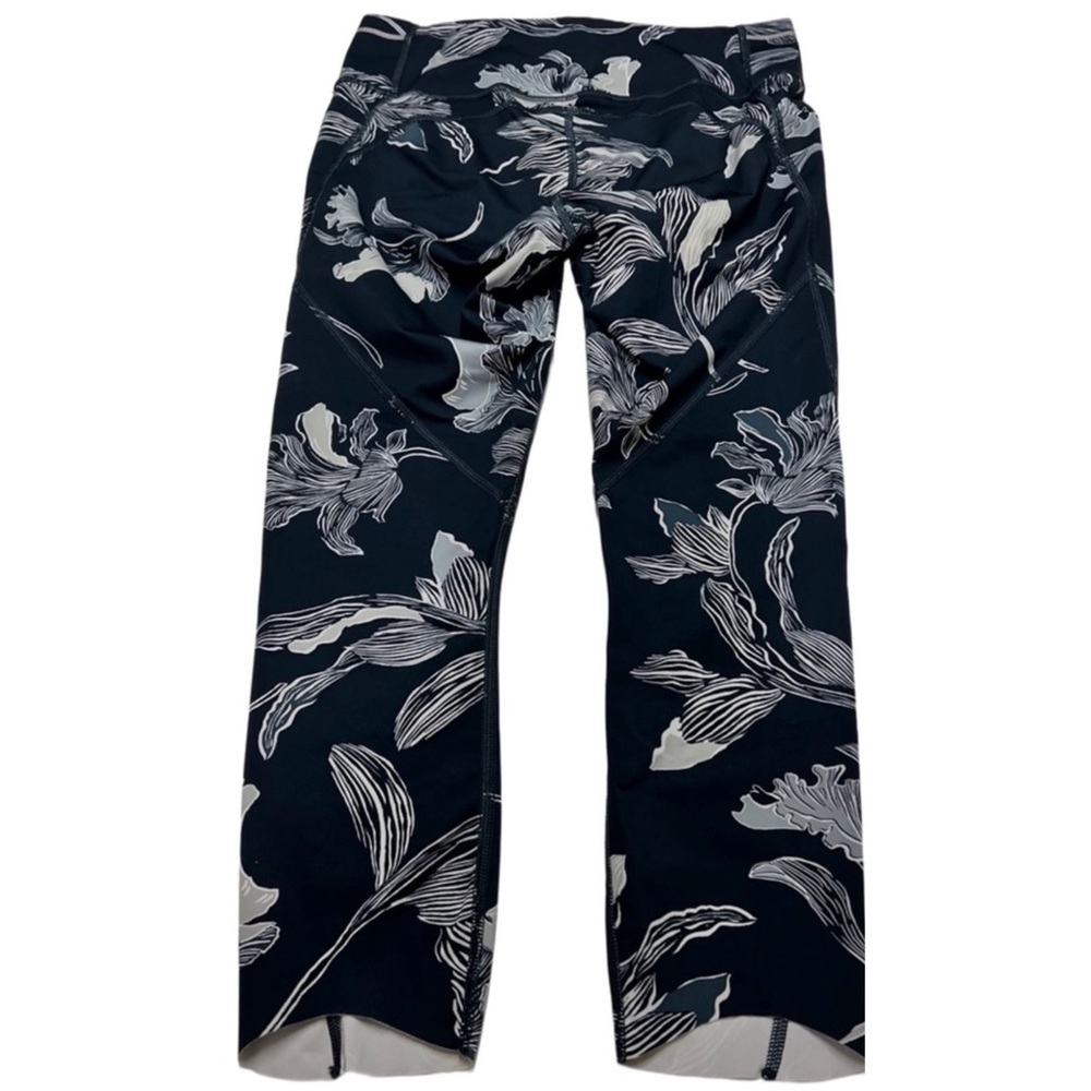 ATHLETA Navy Floral Sonic Capri Leggings! - Picture 3 of 5
